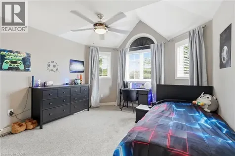 58 Anderson Court Ancaster ON L9G 4Z7