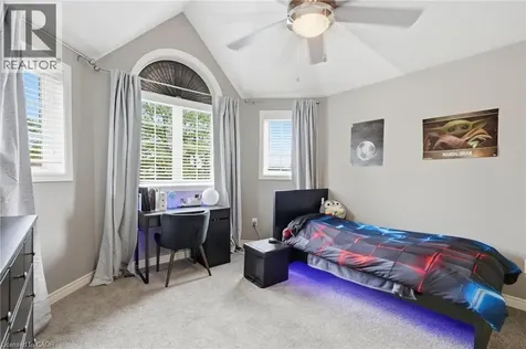 58 Anderson Court Ancaster ON L9G 4Z7