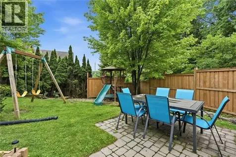 58 Anderson Court Ancaster ON L9G 4Z7