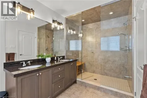 82 Summerberry Way Hamilton ON L9B 0G1