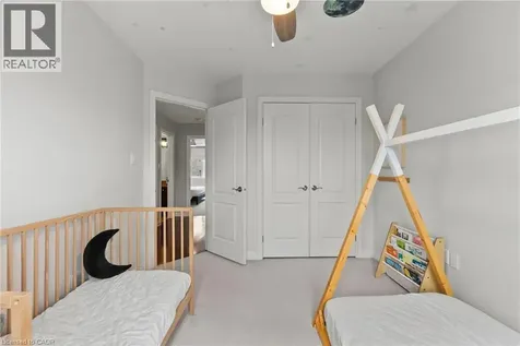 82 Summerberry Way Hamilton ON L9B 0G1