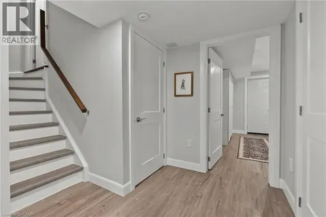 82 Summerberry Way Hamilton ON L9B 0G1