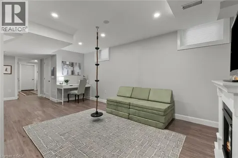 82 Summerberry Way Hamilton ON L9B 0G1