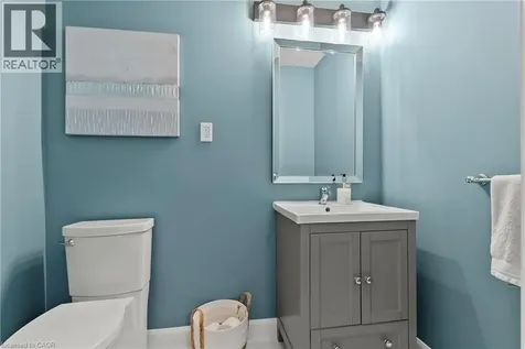 82 Summerberry Way Hamilton ON L9B 0G1