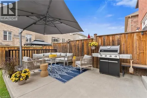 82 Summerberry Way Hamilton ON L9B 0G1