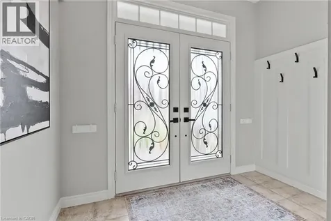 82 Summerberry Way Hamilton ON L9B 0G1