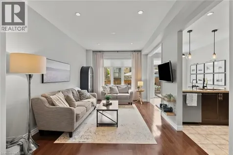 82 Summerberry Way Hamilton ON L9B 0G1