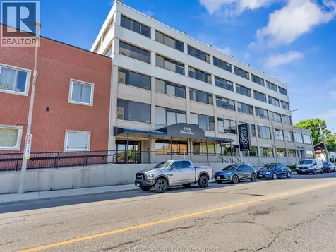 2109 Ottawa Street Windsor ON N8Y 1R8