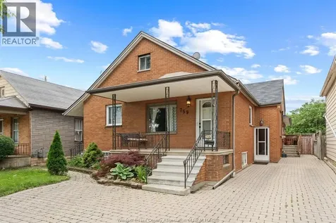 759 Glengarry Avenue Windsor ON N9A 1R4