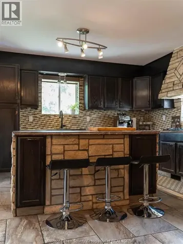 759 Glengarry Avenue Windsor ON N9A 1R4