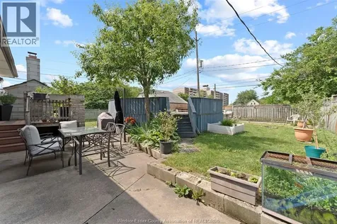 759 Glengarry Avenue Windsor ON N9A 1R4