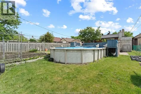 759 Glengarry Avenue Windsor ON N9A 1R4