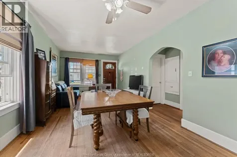 1510 Elsmere Avenue Windsor ON N8X 4H3