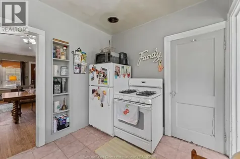 1510 Elsmere Avenue Windsor ON N8X 4H3