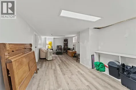 1510 Elsmere Avenue Windsor ON N8X 4H3