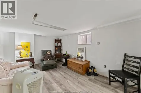 1510 Elsmere Avenue Windsor ON N8X 4H3