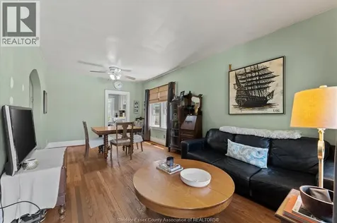 1510 Elsmere Avenue Windsor ON N8X 4H3