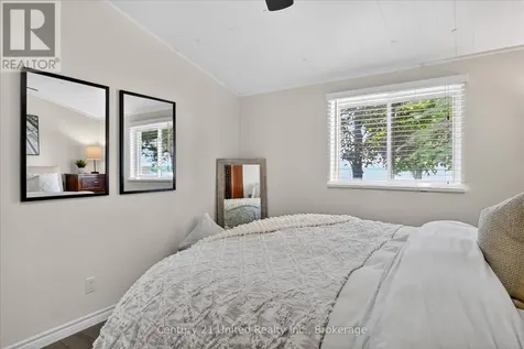 1515 O'connor Drive Selwyn ON K0L 1T0