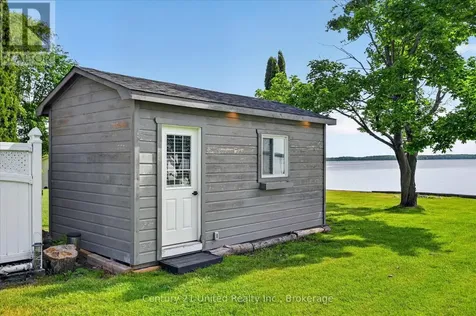 1515 O'connor Drive Selwyn ON K0L 1T0