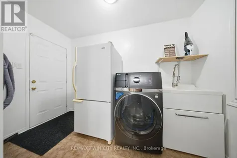 20 Webb Avenue North Brantford ON N3T 6S5