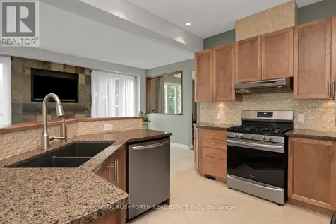 504 Landswood Way Ottawa ON K2S 0A5