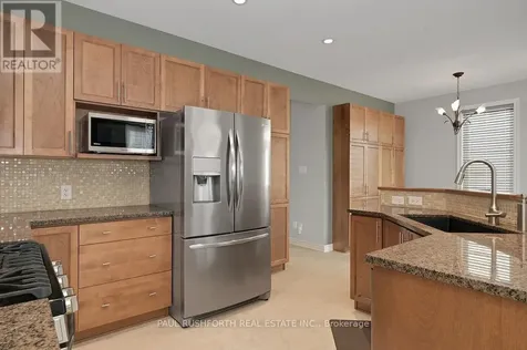 504 Landswood Way Ottawa ON K2S 0A5