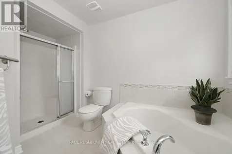 504 Landswood Way Ottawa ON K2S 0A5
