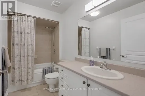 504 Landswood Way Ottawa ON K2S 0A5