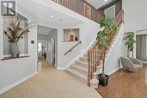 504 Landswood Way Ottawa ON K2S 0A5