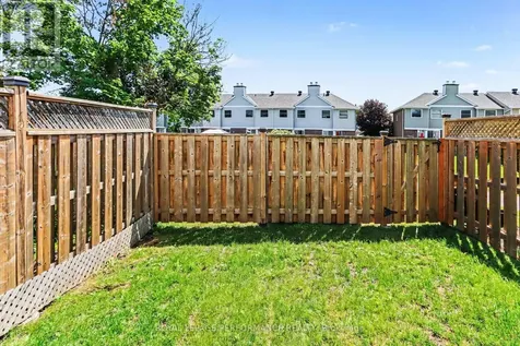 17 Bentbrook Crescent Ottawa ON K2J 3X9