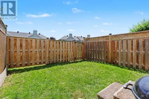 17 Bentbrook Crescent Ottawa ON K2J 3X9