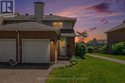 17 Bentbrook Crescent Ottawa ON K2J 3X9