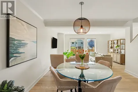 17 Bentbrook Crescent Ottawa ON K2J 3X9