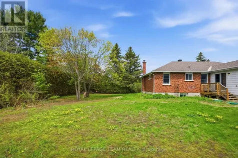 3246 Elizabeth Street Ottawa ON K0A 2W0