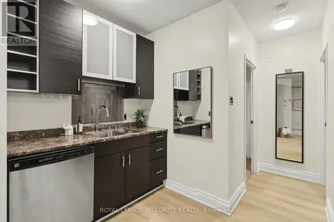 200 Bay Street South Ottawa ON K1R 7W8