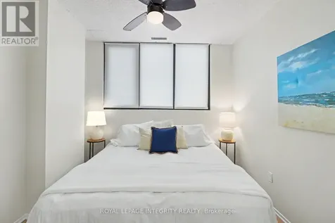 200 Bay Street South Ottawa ON K1R 7W8