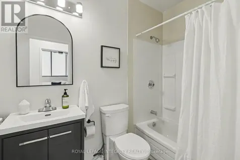 200 Bay Street South Ottawa ON K1R 7W8