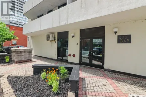 200 Bay Street South Ottawa ON K1R 7W8