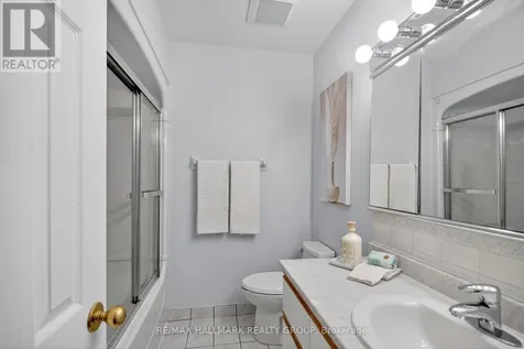 37 Parkwood Crescent Ottawa ON K1B 3J5