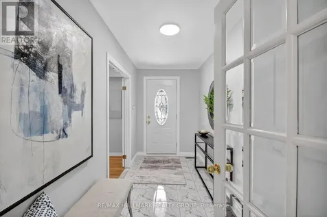 37 Parkwood Crescent Ottawa ON K1B 3J5