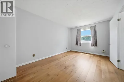 1076 Clearview Avenue Burlington ON L7T 2J1