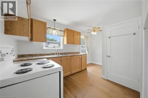1076 Clearview Avenue Burlington ON L7T 2J1