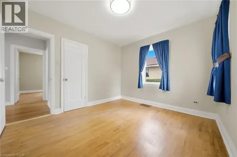 1076 Clearview Avenue Burlington ON L7T 2J1