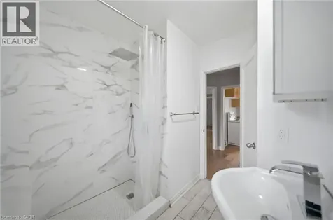 1076 Clearview Avenue Burlington ON L7T 2J1