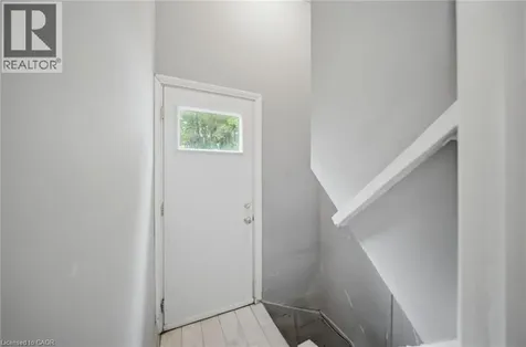 1076 Clearview Avenue Burlington ON L7T 2J1