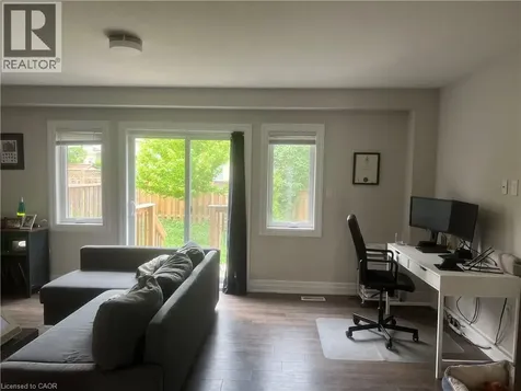 90 Nieson Street Cambridge ON N1R 0B9