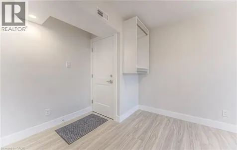40 Daniel Avenue Kitchener ON N2K 2E9