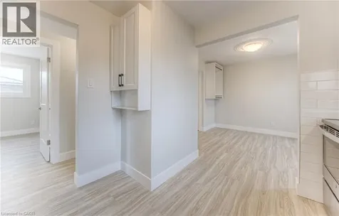 40 Daniel Avenue Kitchener ON N2K 2E9