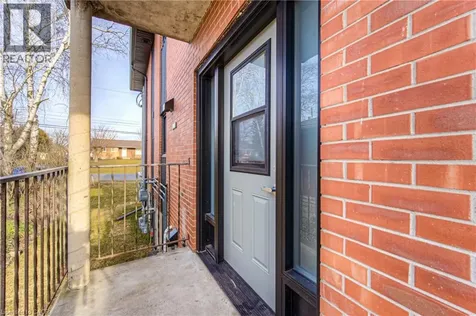 40 Daniel Avenue Kitchener ON N2K 2E9