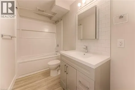 40 Daniel Avenue Kitchener ON N2K 2E9